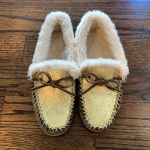 J. Crew Metallic Gold Moccasin slippers - Sz 9 NWOT
